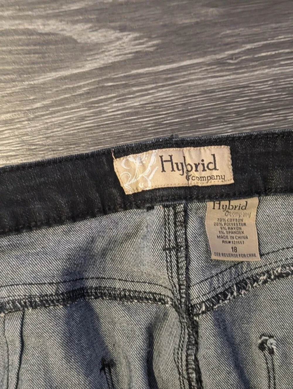 Hybrid & company Women’s Distressed Black Jeans
